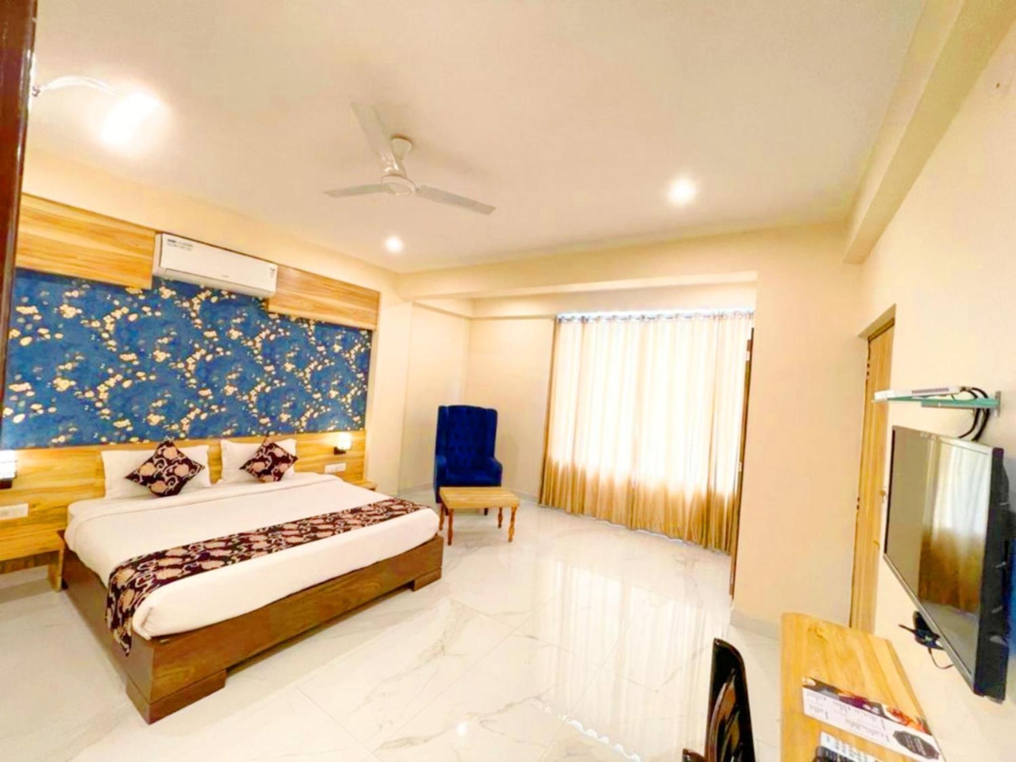 Hotel The Celebration By Amod Best Hotel & Rooftop Udaipur Exterior foto